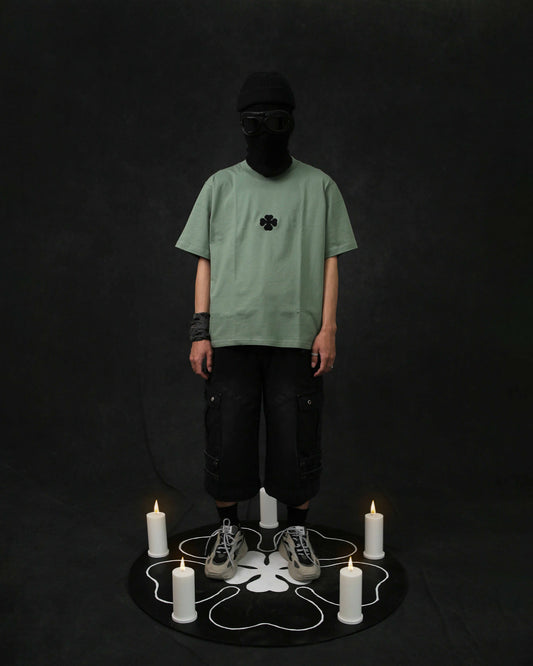 YUNO / BLACK COVER / OVERSIZED