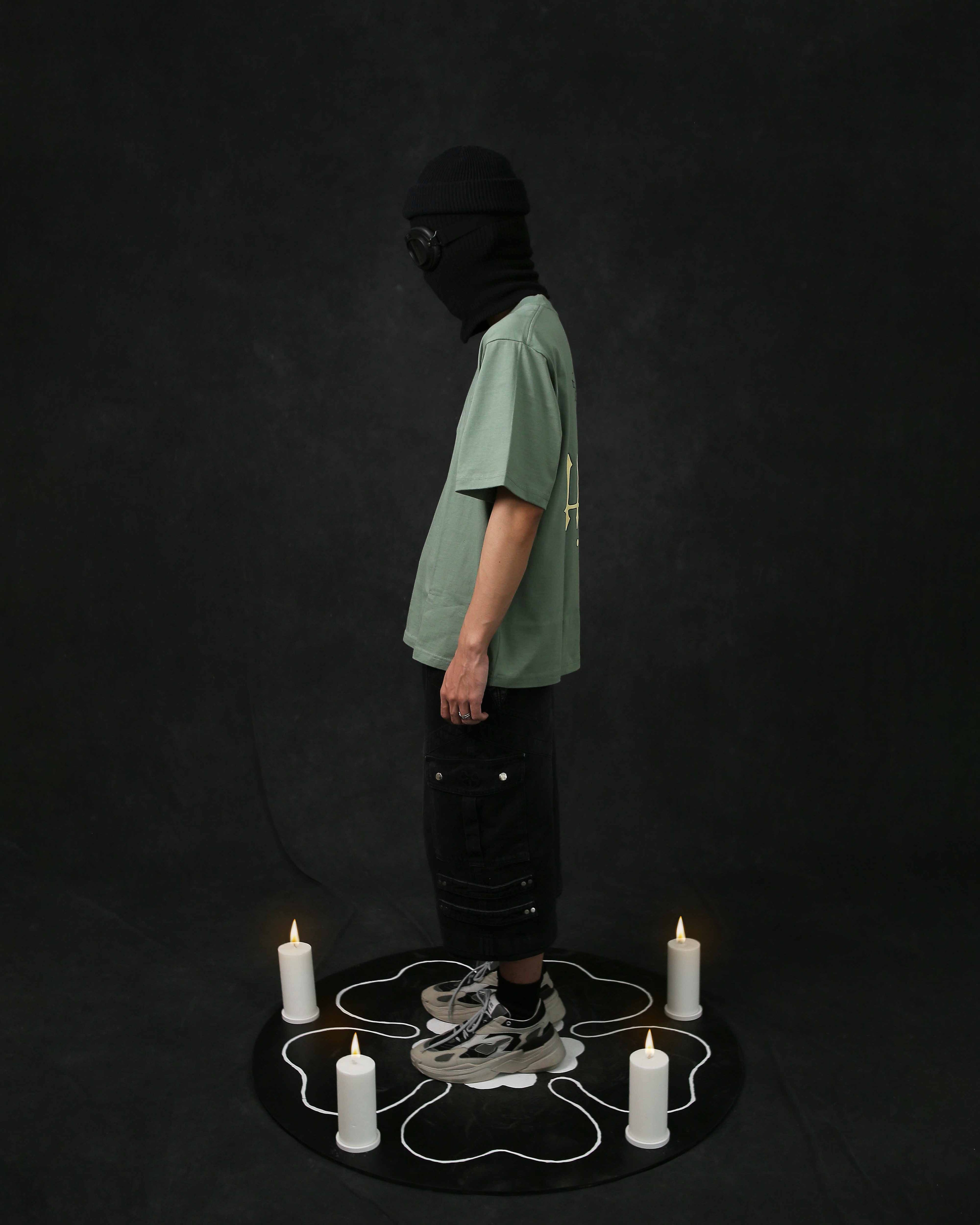 YUNO / BLACK COVER / OVERSIZED