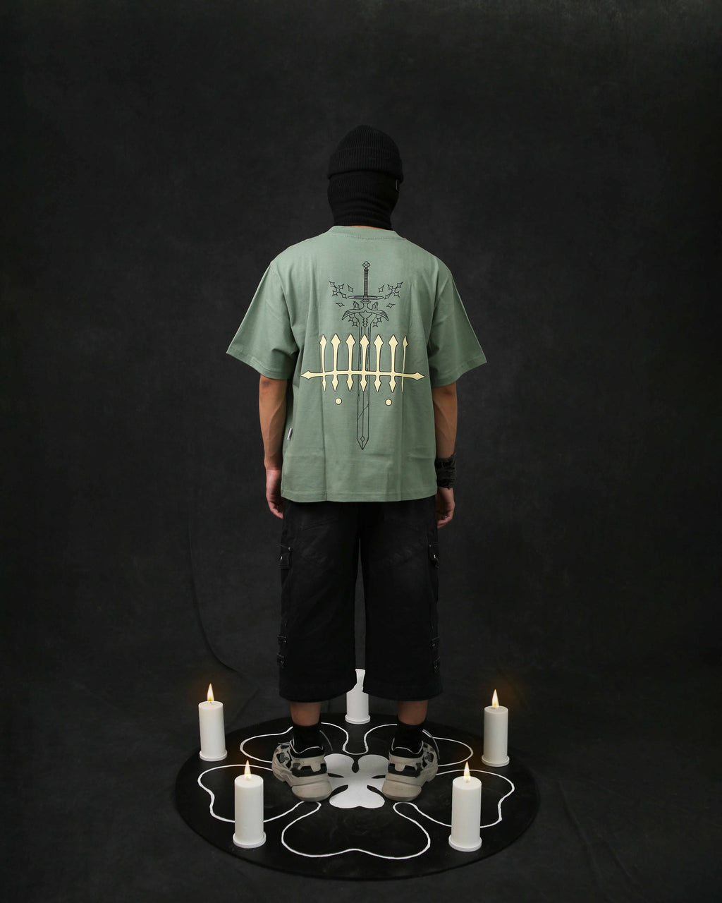 YUNO / BLACK COVER / OVERSIZED