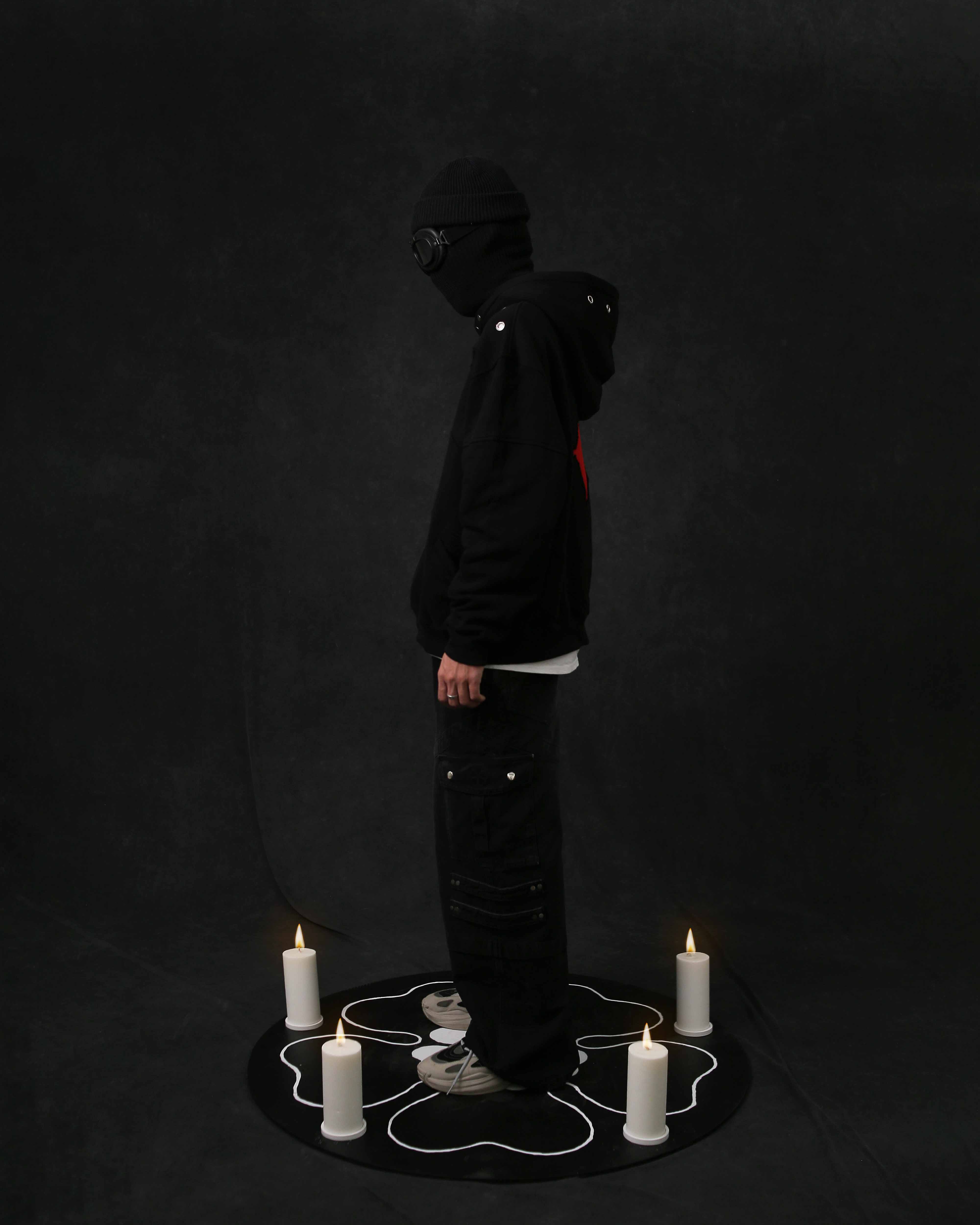 ASTA / BLACK COVER / CASACO