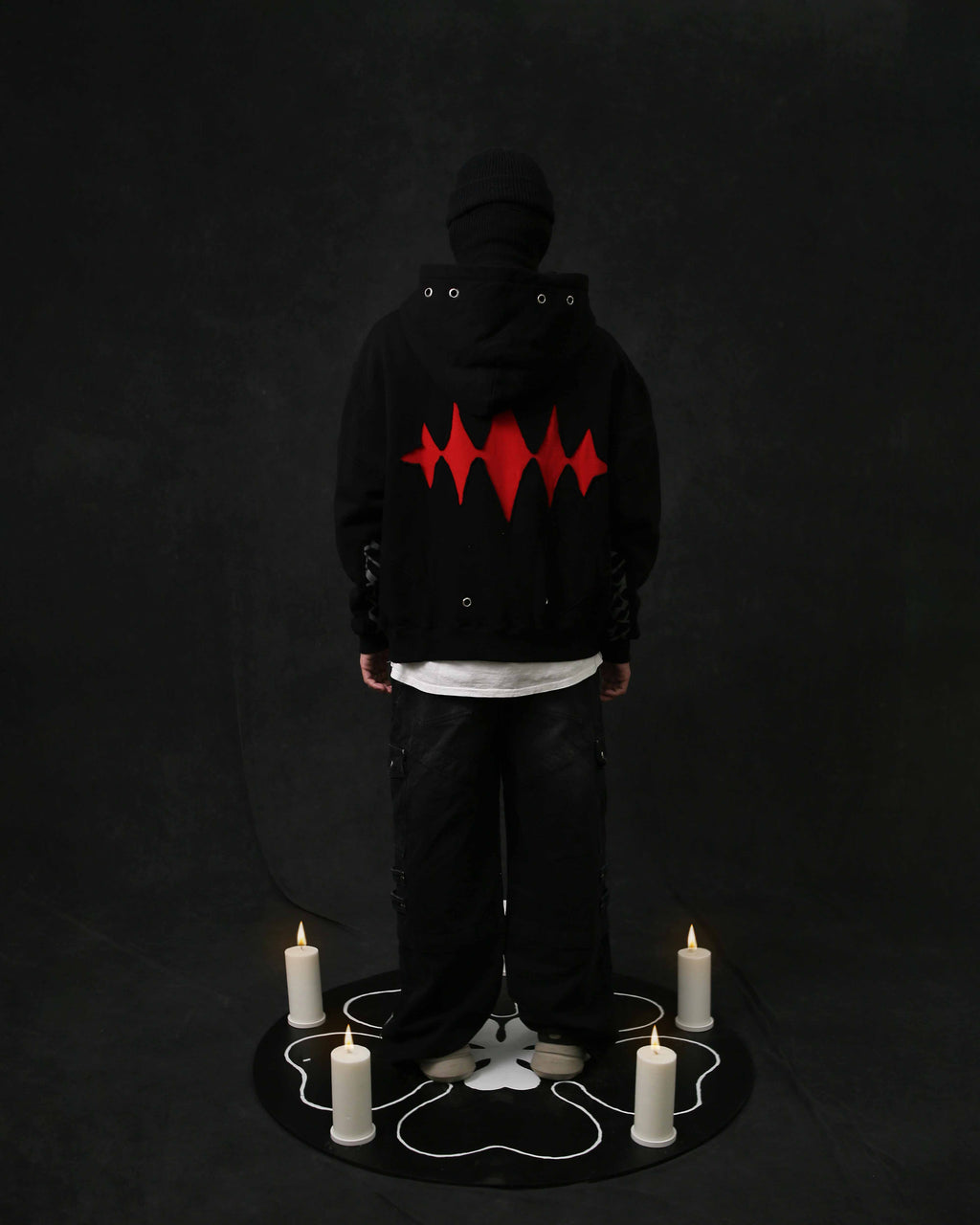 ASTA / BLACK COVER / CASACO